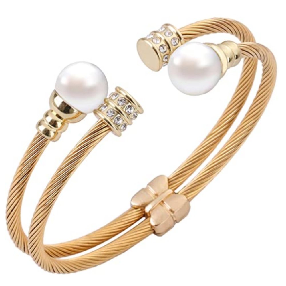 Delicate Shell Pearl Open Bracelet